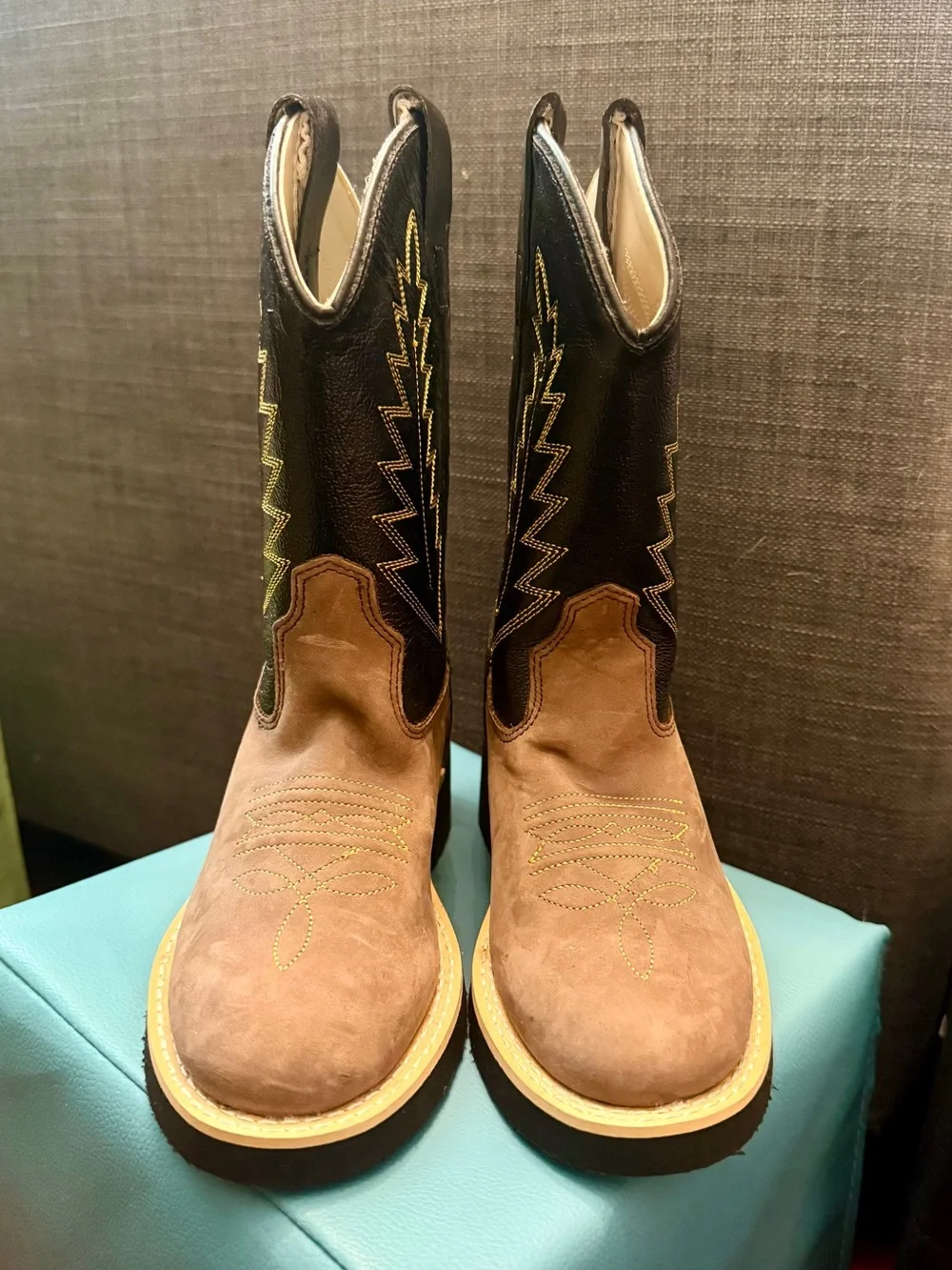 NWOT Old West Brown & Black Kids' Western Boots with Yellow Stitching